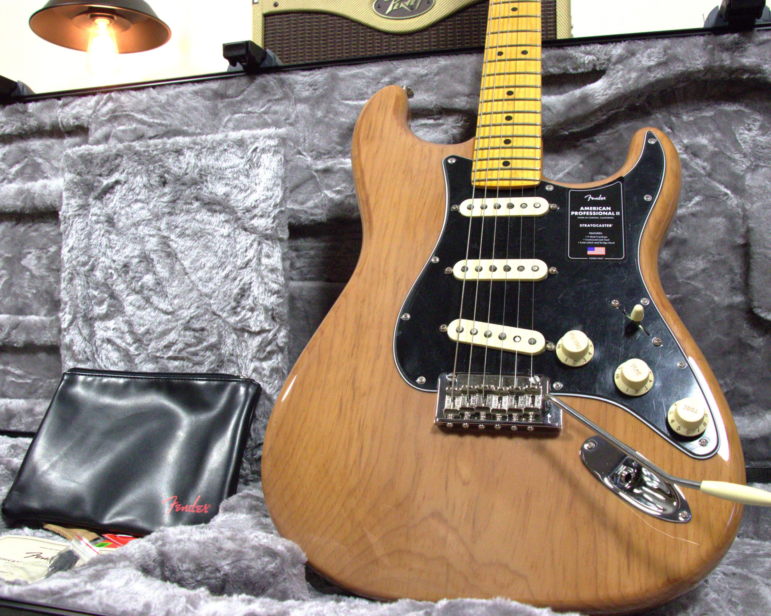 Fender American Pro II Stratocaster Roasted Pine W Flight Case